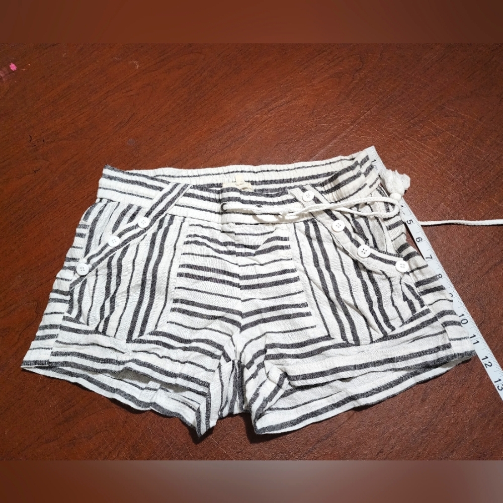 Jolt Striped Black and White Women Shorts - Picture 5 of 8